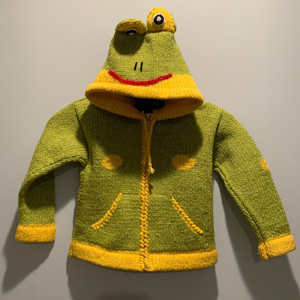Gorgeous authentic Ecuador frog sweater Approximately 2-4 Toddler Sized